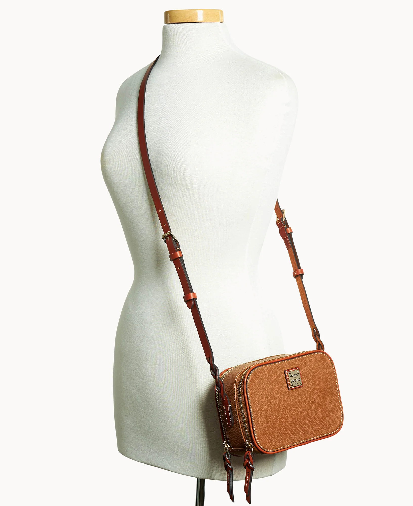 Pebble Grain Deni Crossbody - Image 34