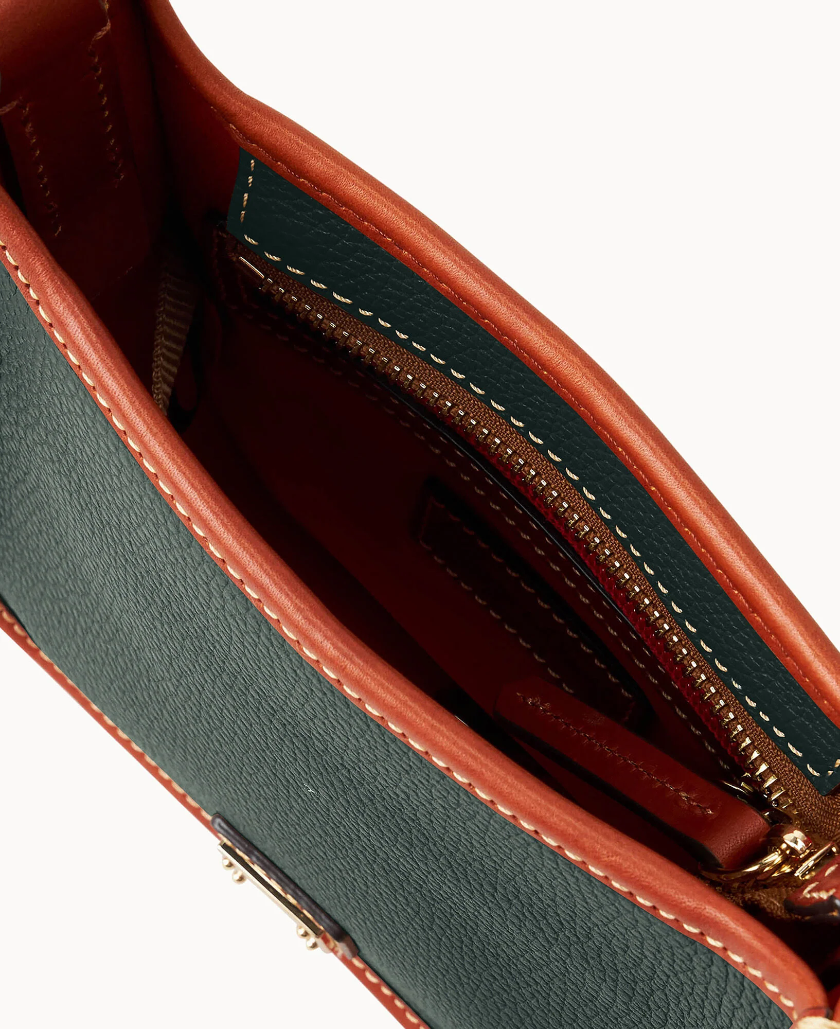 Pebble Grain Small Messenger - Image 15