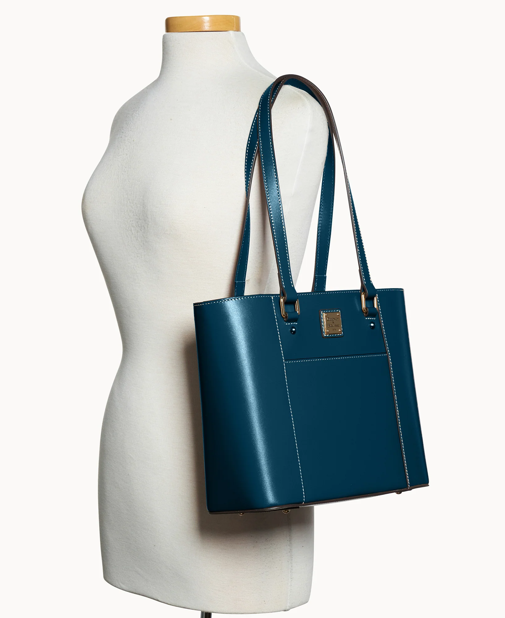 Penrose Pocket Tote 30 - Image 125