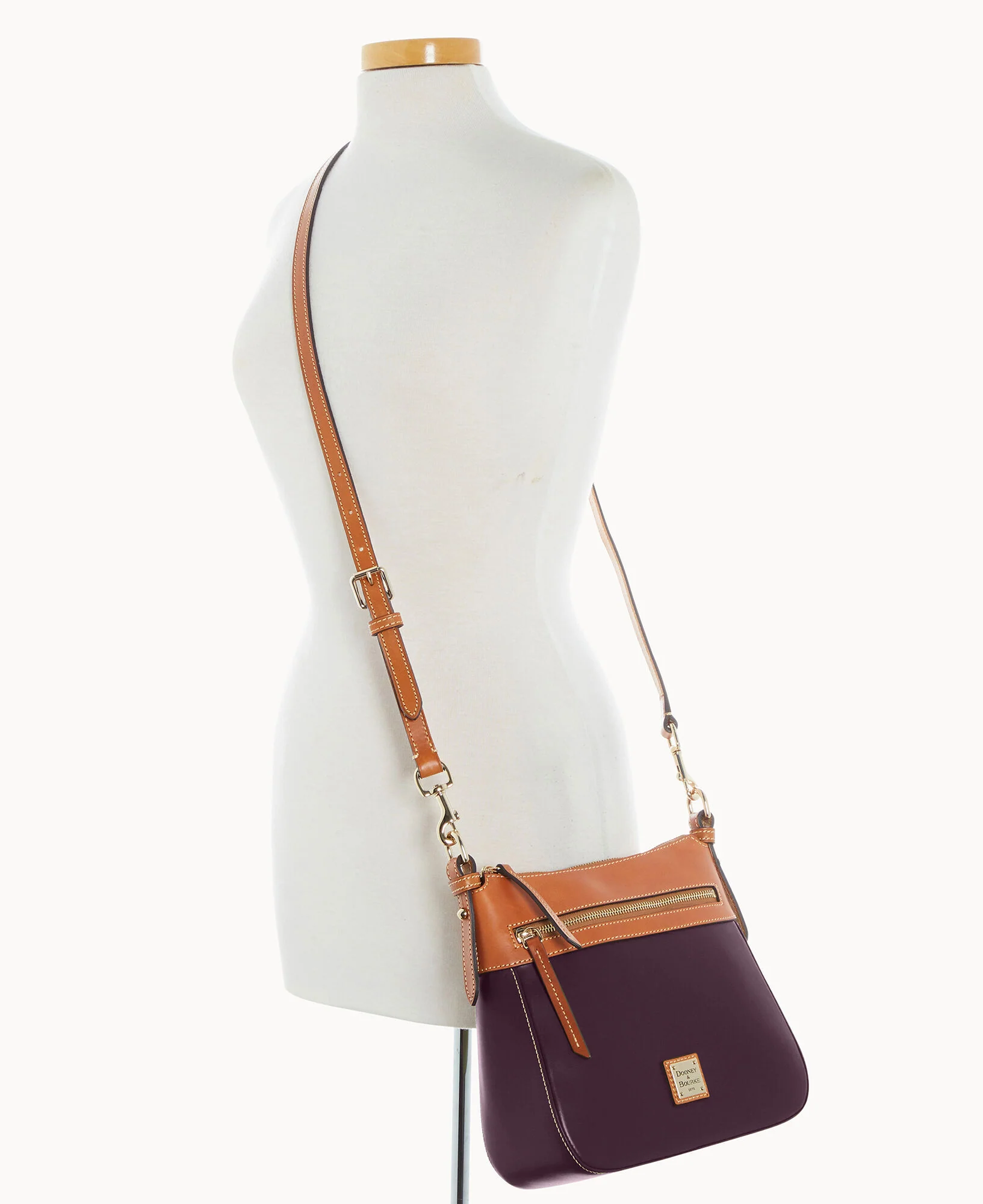 Wexford Leather Crossbody 25 - Image 16